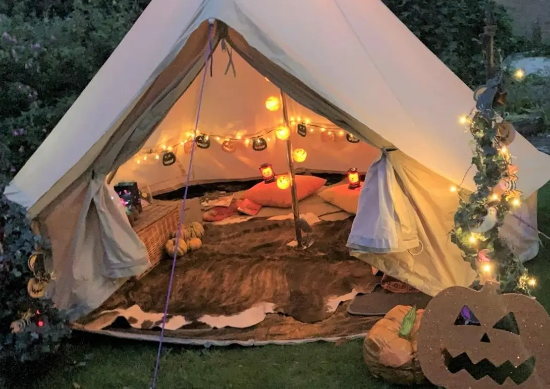 Halloween Tent Party (1)