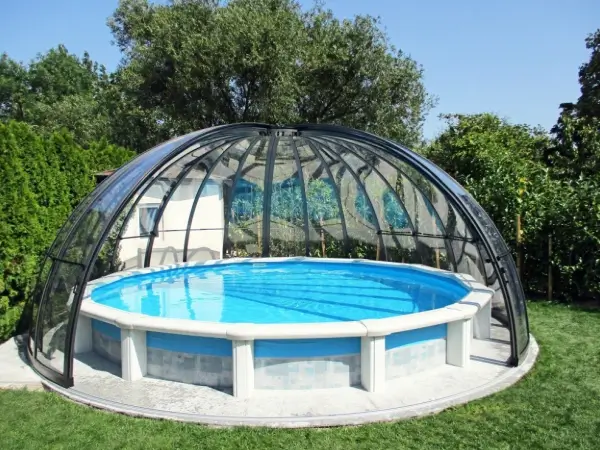 Domed Pool Enclosures